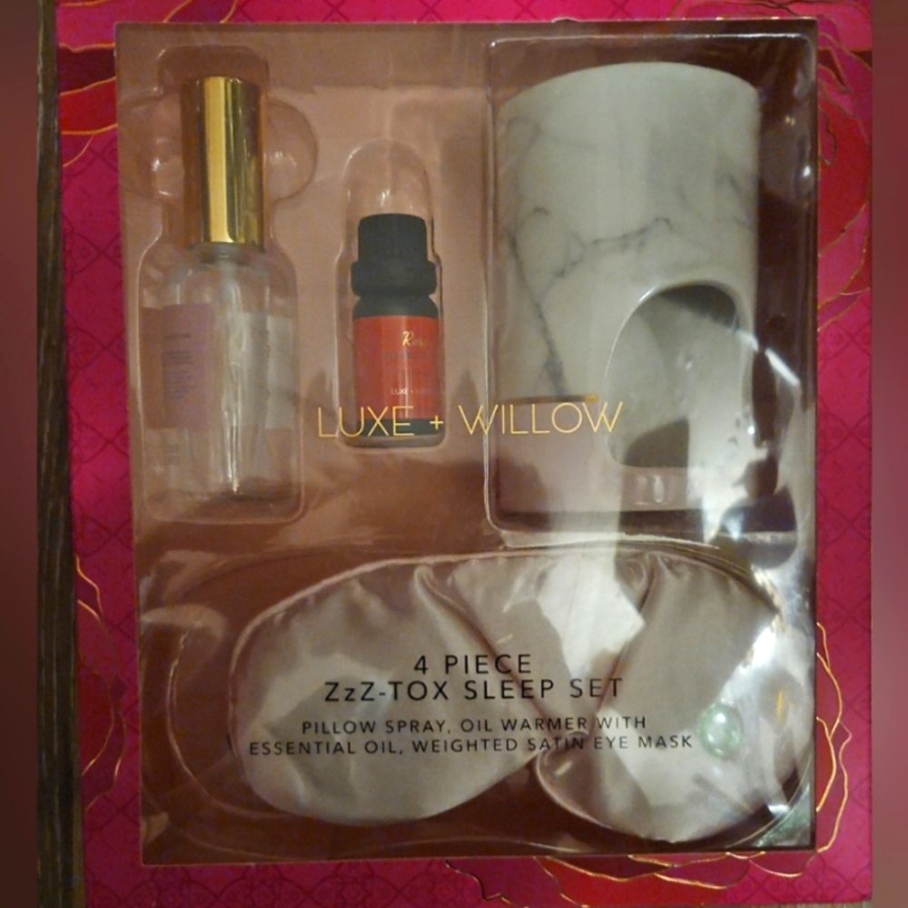 NEW Luxe & Willow Aromatherapy Set Pillow Spray, Oil Warmer, Oil Weighted Mask